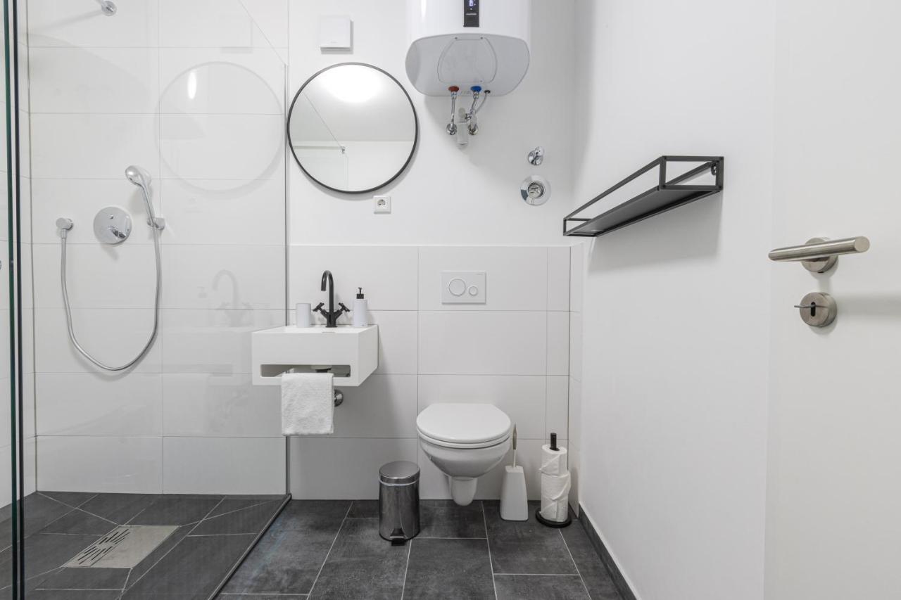 Zzzpace Smart-Hotel Bielefeld Zentrum מראה חיצוני תמונה