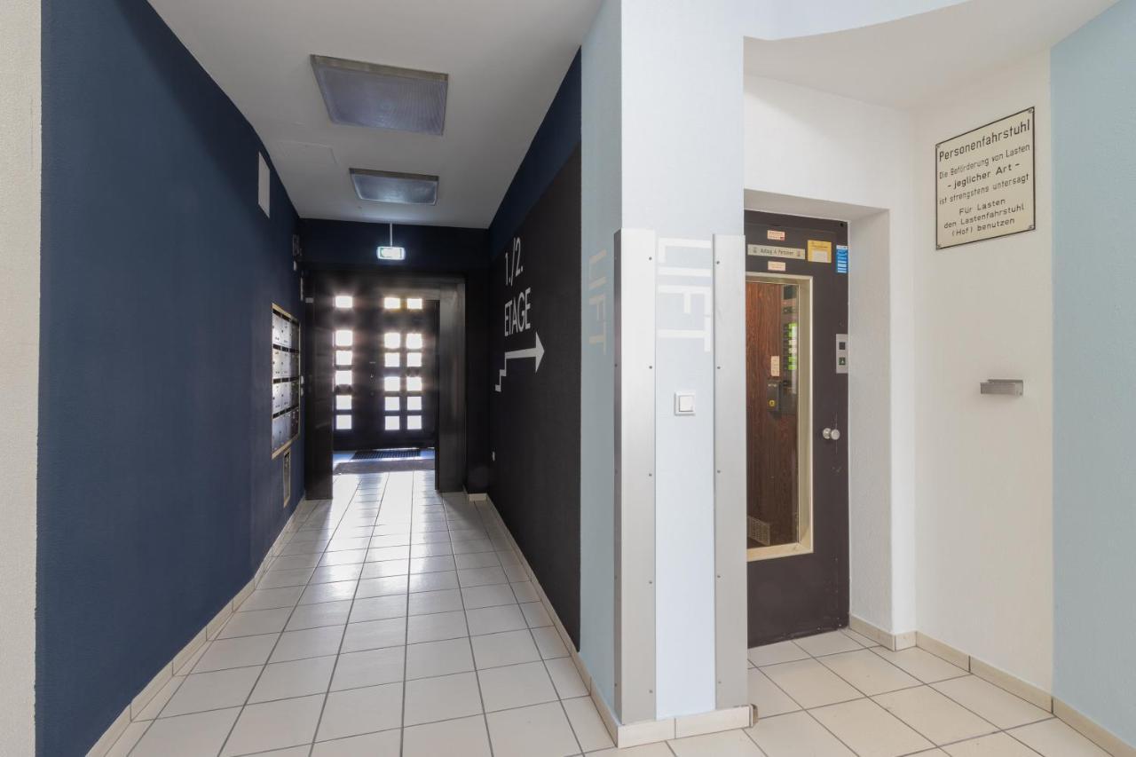 Zzzpace Smart-Hotel Bielefeld Zentrum מראה חיצוני תמונה